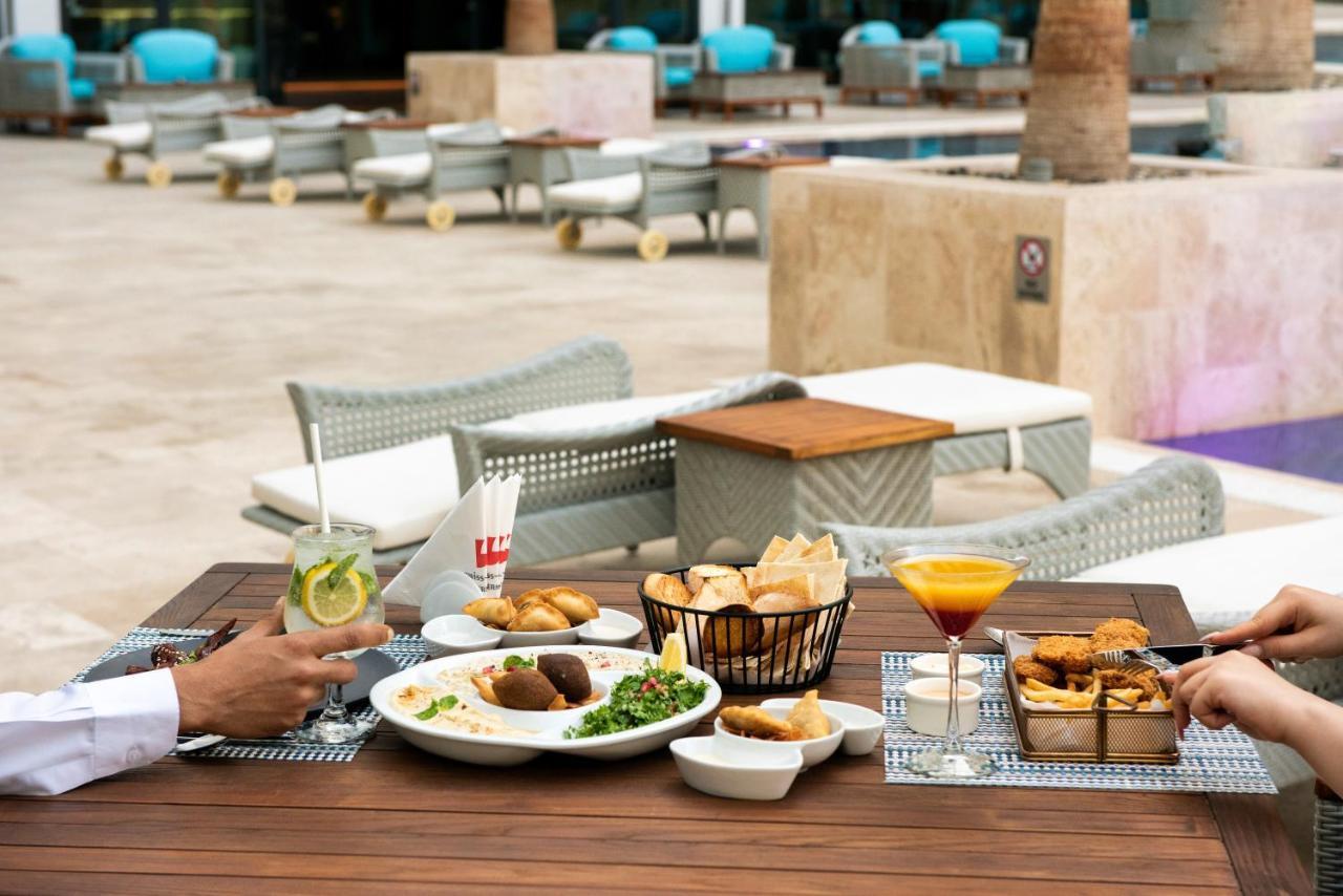 Swiss-Belsuites Admiral Juffair Al-Manamah Bagian luar foto